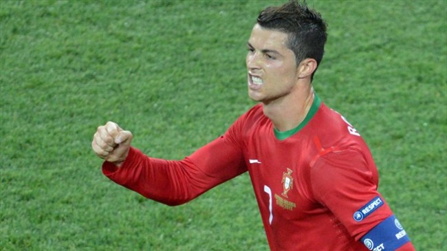 Portugal beats Netherlands and moves into next round Euro 2012