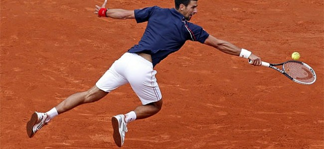 Djokovic beats Federer and enters  French Open final 2012