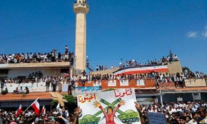Syrian-Demonstrators-protesting-latest-news